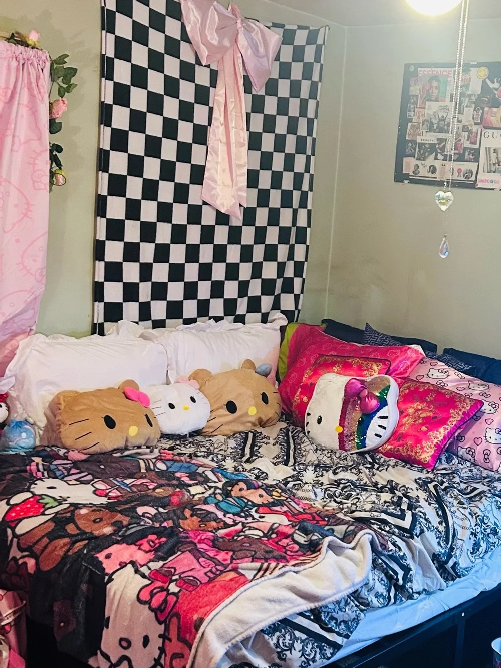 Vintage Hello Kitty Black and White Duvet Cover